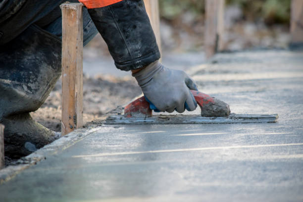 Best Concrete Retaining Walls in Pemberwick, CT